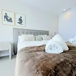 Sunlife Santa Clara 4bed Luxury * Marbella