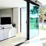 Sunlife Santa Clara 4bed Luxury Apartment