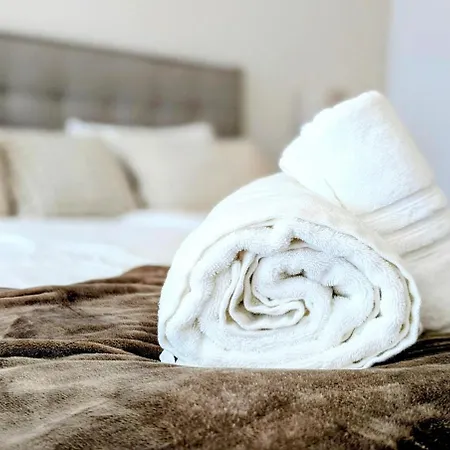 Sunlife Santa Clara 4bed Luxury 公寓