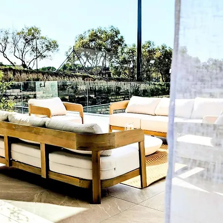 Sunlife Santa Clara 4bed Luxury 马尔韦利亚
