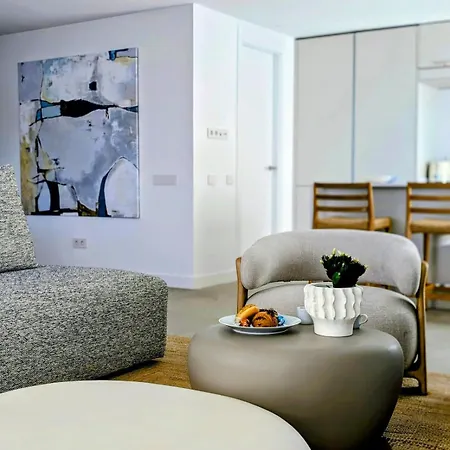 Sunlife Santa Clara 4bed Luxury 马尔韦利亚