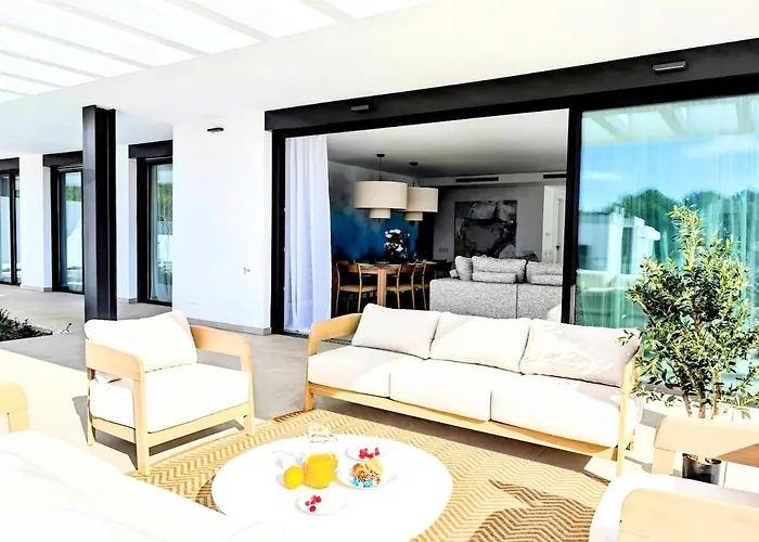 Sunlife Santa Clara 4bed Luxury Apartment *