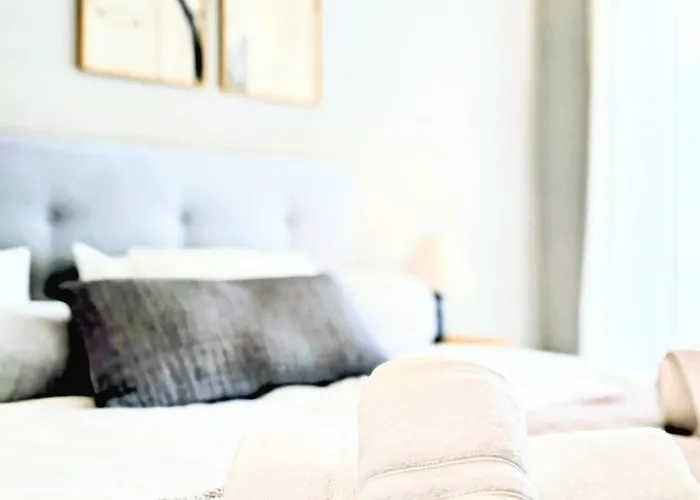 Sunlife Santa Clara 4bed Luxury Apartment *