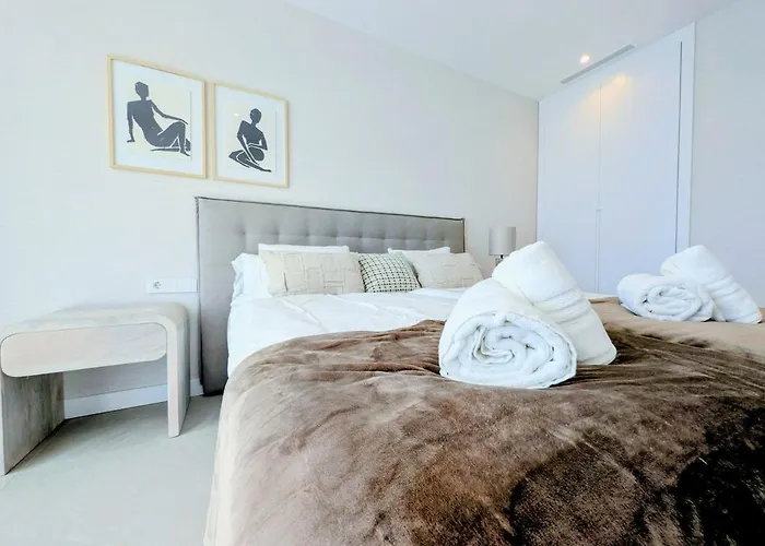 Sunlife Santa Clara 4bed Luxury * Марбелья
