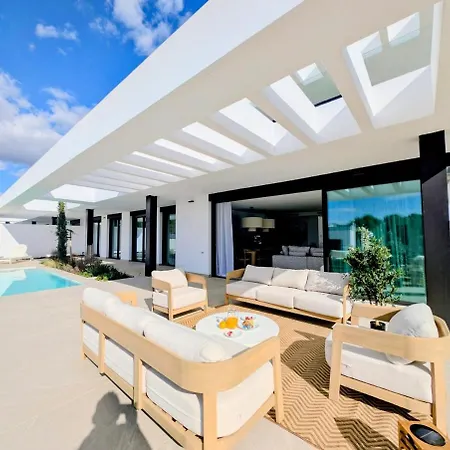 Sunlife Santa Clara 4bed Luxury