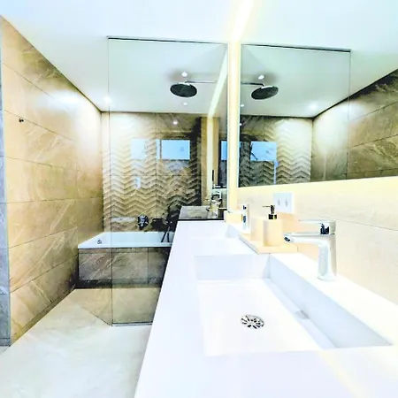 Sunlife Santa Clara 4bed Luxury Марбелья