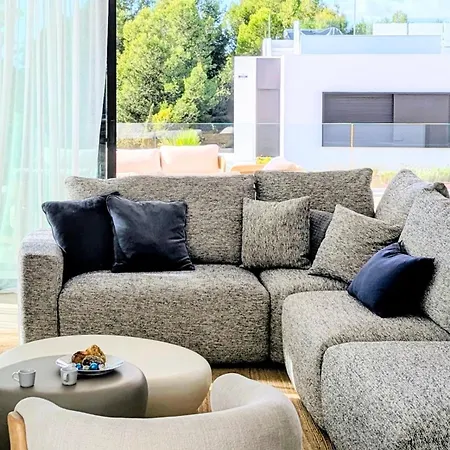 Sunlife Santa Clara 4bed Luxury *